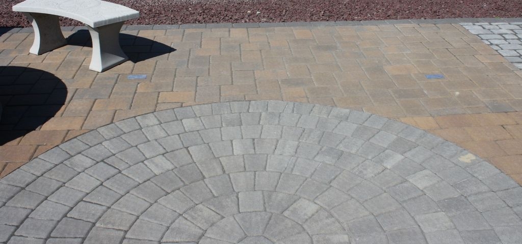 Five Simple Ways to Totally Transform Your Backyard | Route 23 Patio ...